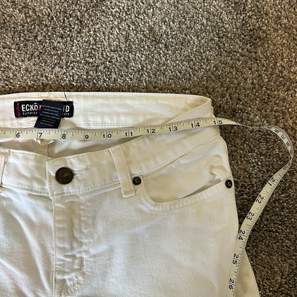 Ecko Unlimited womans White bermuda Shorts - Picture 7 of 9